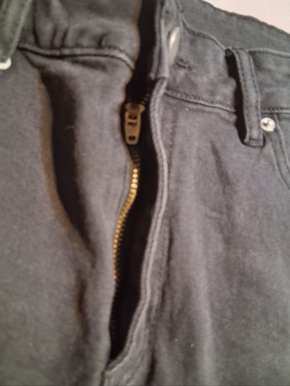 Auwuka Black Shorts Denim Raw Hem Shorts High Waisted Classic Casual Size 8 - Picture 8 of 10